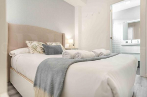 Cozy apartment near Plaza de la Merced by REMS
